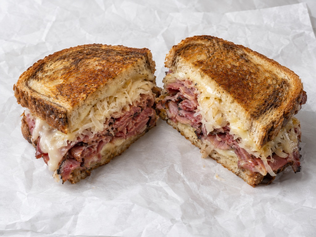 Pastrami or Corned Beef Reuben Sandwich
