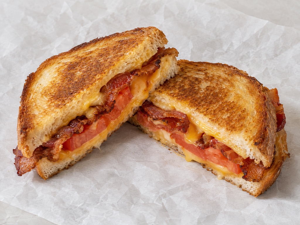 Grilled Cheese, Bacon & Tomato